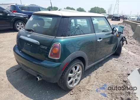 2009 Mini Cooper из США, поврежденный, VIN WMWMF33549TU71313